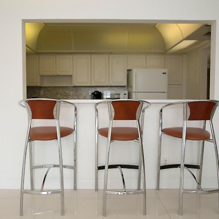 Ocean Reserve Luxury Condos Across From Sunny Isles Beach 迈阿密海滩 外观 照片