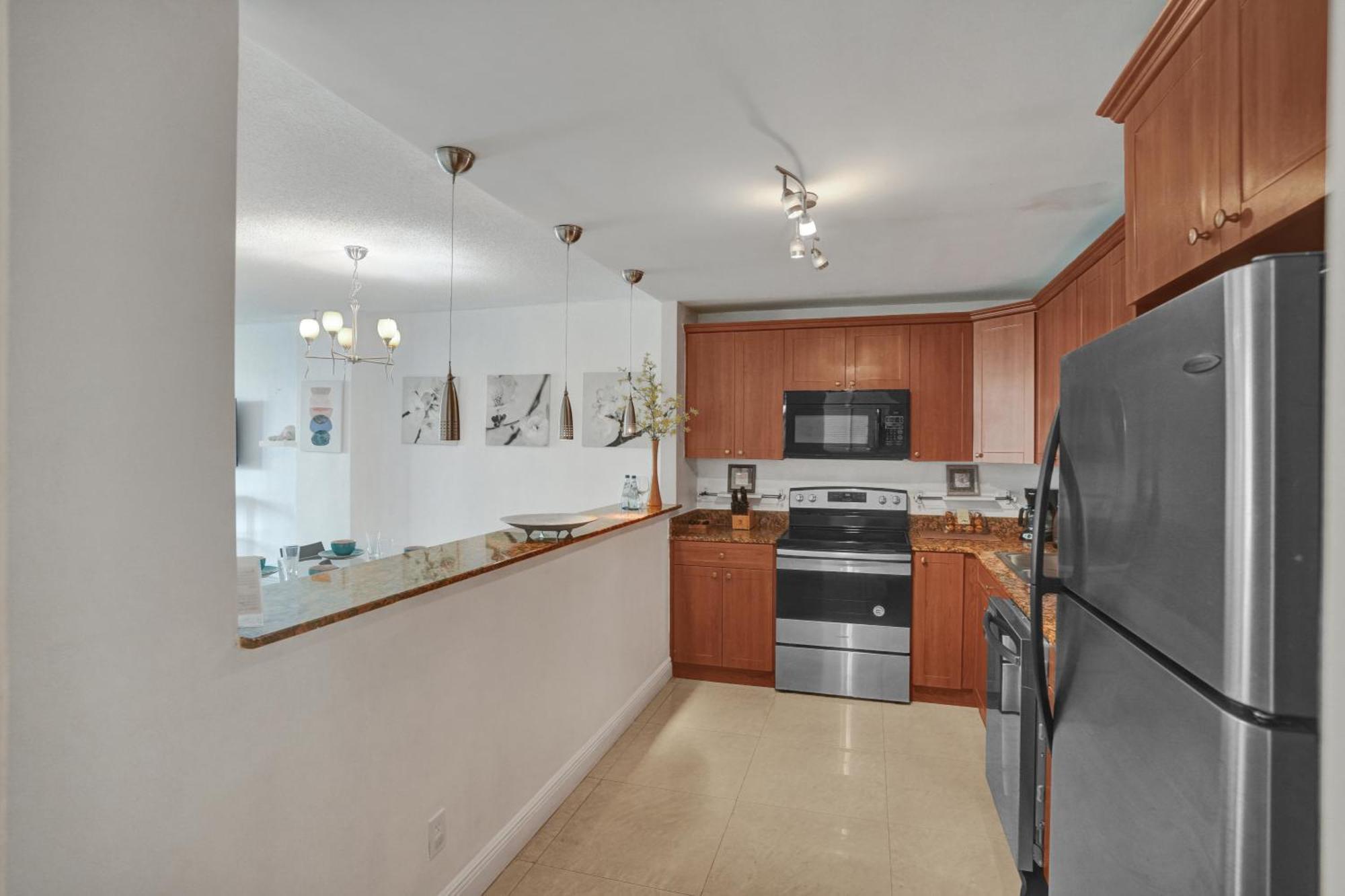 Ocean Reserve Luxury Condos Across From Sunny Isles Beach 迈阿密海滩 外观 照片