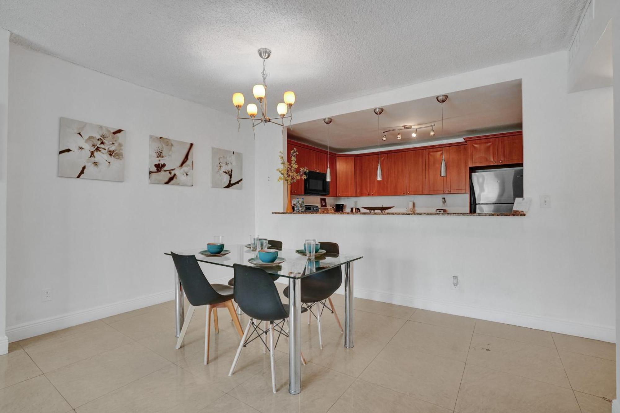 Ocean Reserve Luxury Condos Across From Sunny Isles Beach 迈阿密海滩 外观 照片