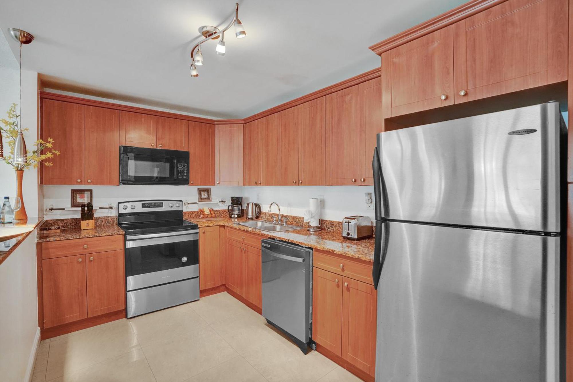 Ocean Reserve Luxury Condos Across From Sunny Isles Beach 迈阿密海滩 外观 照片