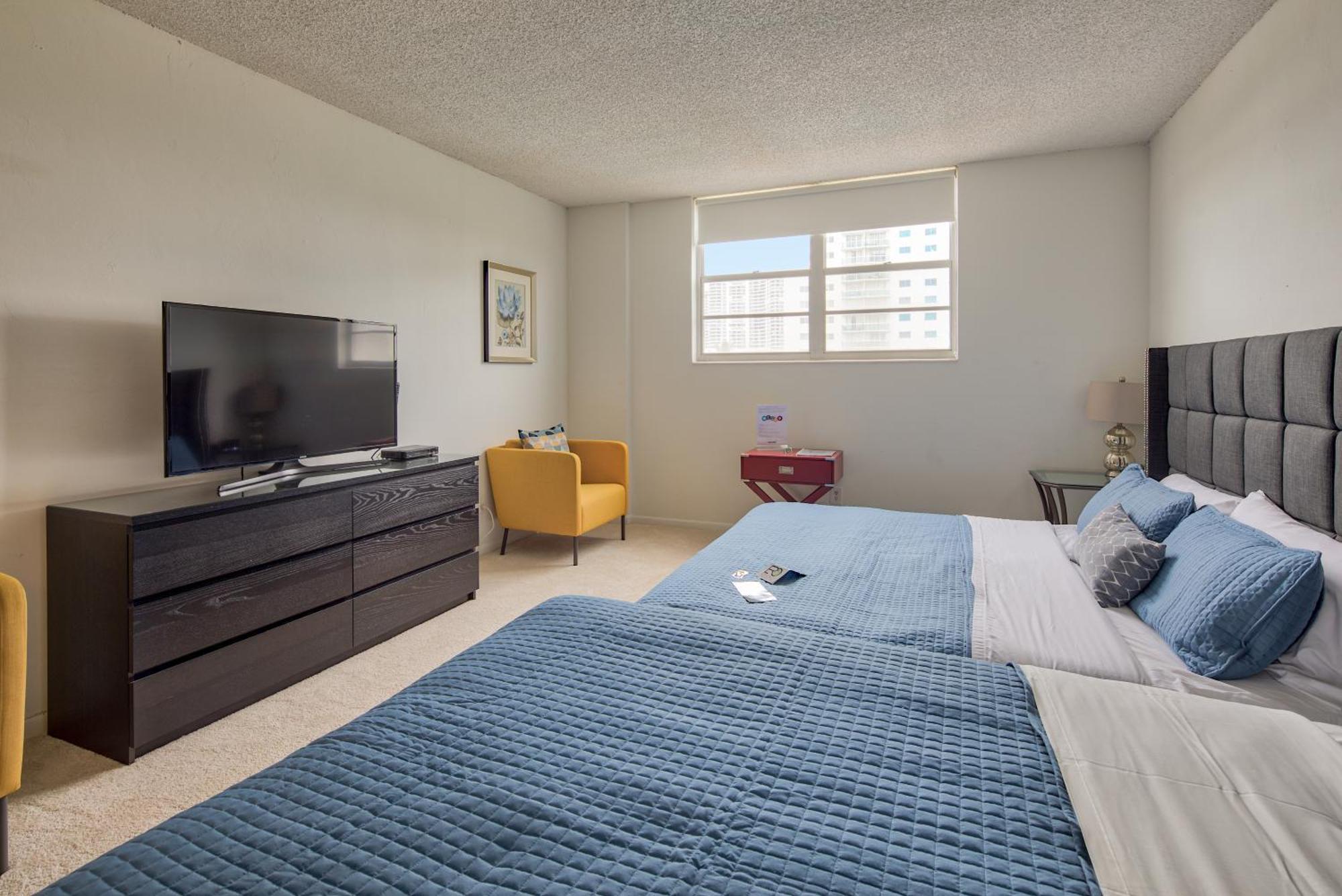 Ocean Reserve Luxury Condos Across From Sunny Isles Beach 迈阿密海滩 客房 照片
