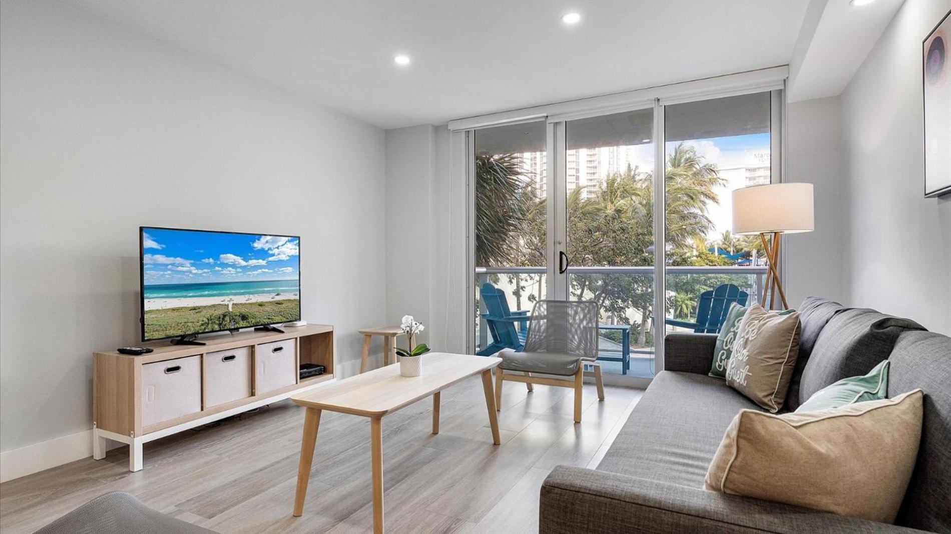 Ocean Reserve Luxury Condos Across From Sunny Isles Beach 迈阿密海滩 外观 照片